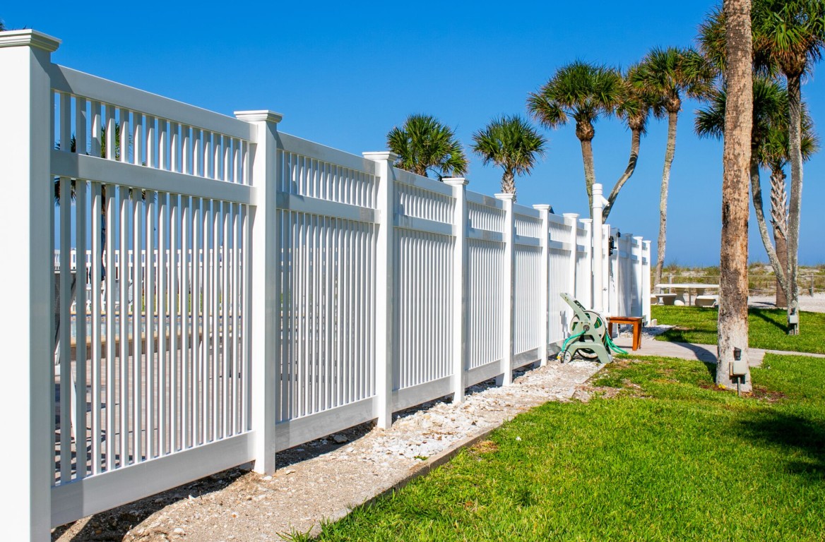 Vinyl / PVC Fences services in Elizabethton, TN